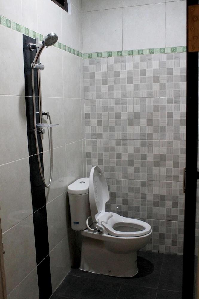 Chillin Kuta Homestay Екстериор снимка